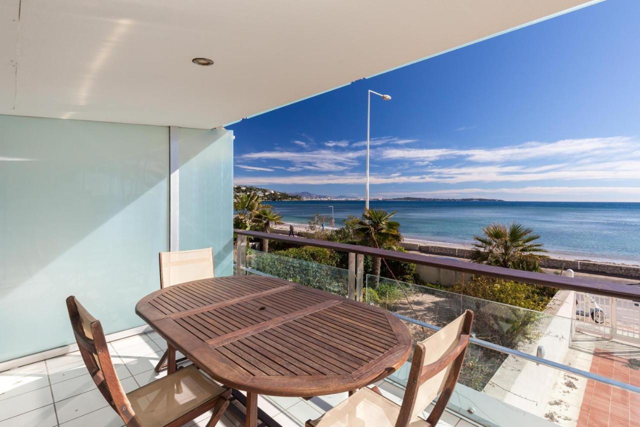 Bright Two Bedroomed Apartment On The Beach In Cannes With Huge Terrace With Fabulous Sea Views - 2001 Buitenkant foto