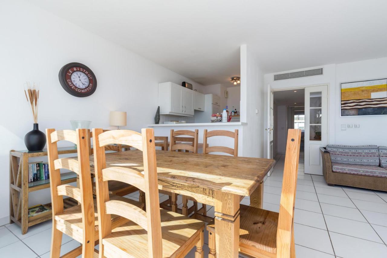 Bright Two Bedroomed Apartment On The Beach In Cannes With Huge Terrace With Fabulous Sea Views - 2001 Buitenkant foto